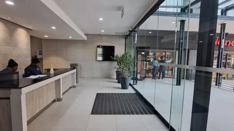 Nzuza House Exterior & Reception Office Spave TO LET (3)